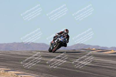 media/Dec-07-2025-CVMA (Sun) [[3e7d2de5dc]]/Race 7-Formula Lightweight Twins Shootout/